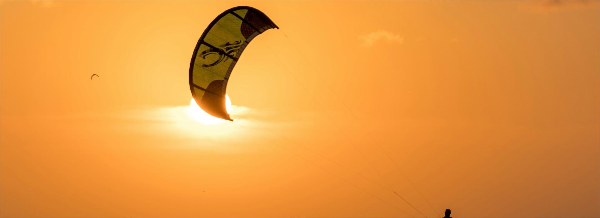 Kitesurfing Shop -Kitesurfing Shop david courbit LRHB0TQiAeM unsplash