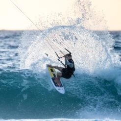 Kitesurfing Shop -Kitesurfing Shop duotone 2022 fish dlab surfboard 2