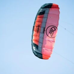 Flysurfer Hybrid - Hybrid Foil/Land/Snow Kite Discounts Apply ! -Kitesurfing Shop flysurfer hybrid foil kite size 5