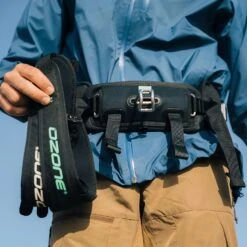 Ozone Connect Snow Harness With Spreader Bar V3 - 30% Off Discounts Apply ! -Kitesurfing Shop ozone connect snow harness v3 3